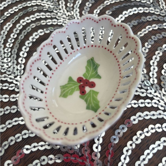 Vintage Floral Trinket Dish Andrea By Sadek Reticulated Lattice Porcelain - Picture 6 of 9